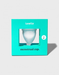Менструальная чаша "Womanizer Lunette" 1 капля, белая